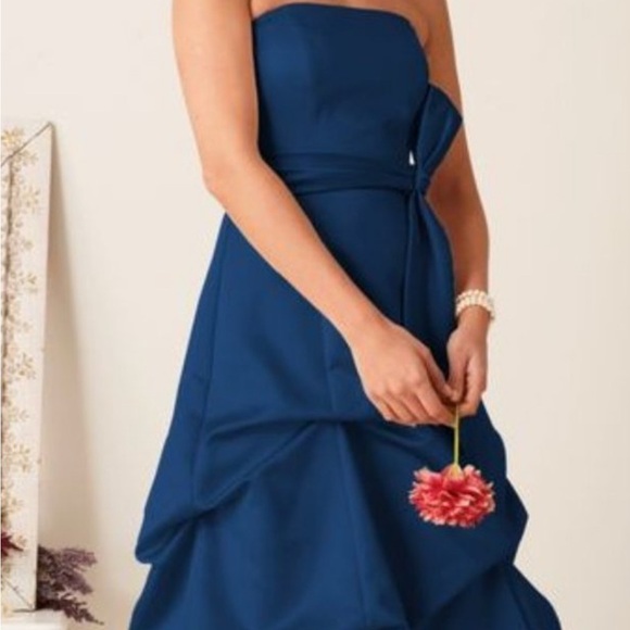 David's Bridal Blue Strapless Satin Ballgown with Pick-up and Satin - Picture 2 of 3